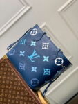 lv-m46514-louis-vuitton-neverfull-mm-bag-gradient-blue-1-luxibags.ru