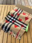 burberry-scarves-classic-scarf-b87395-9-luxibags.ru