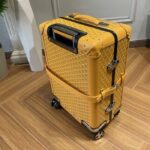 goyard_bourget_pm_trolley_case_yellow_01-700×700